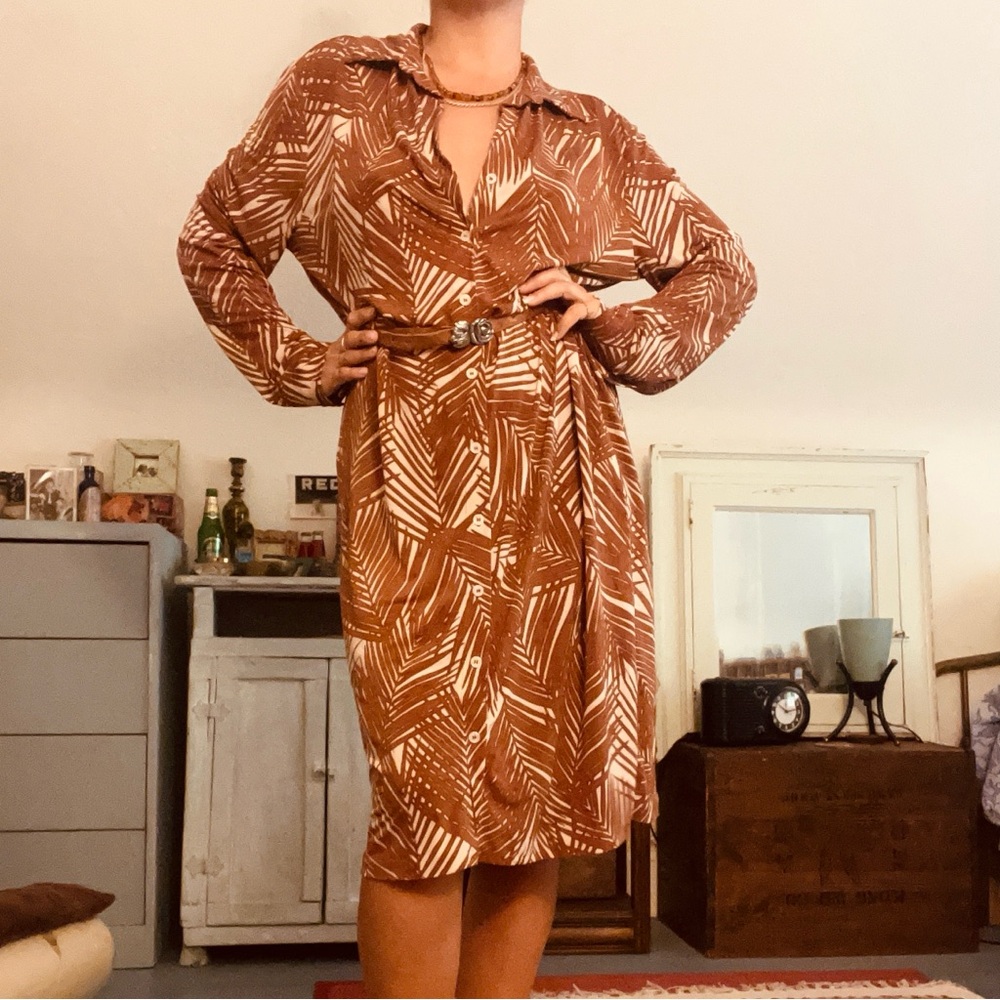 Anne Klein Brown Geometric Long Sleeve Dress